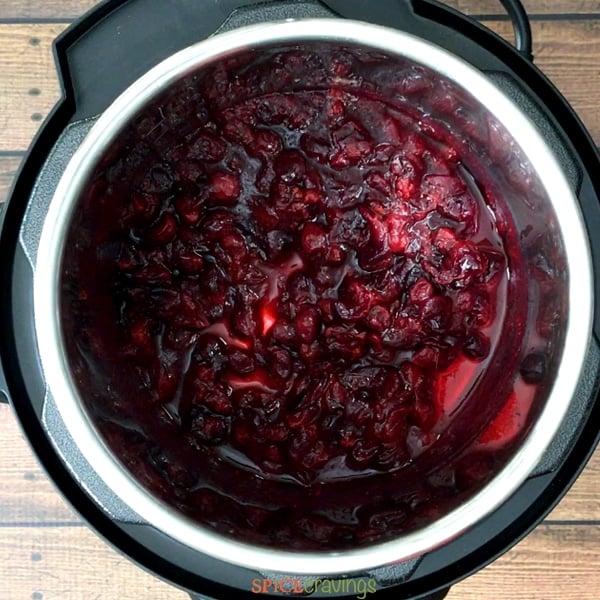 Cranberry sauce in Instant Pot