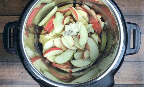 sliced apples in Instant Pot