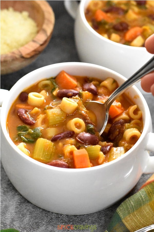 Hearty Pasta Fagioli Soup with Beans, pasta, spinach and root vegetables