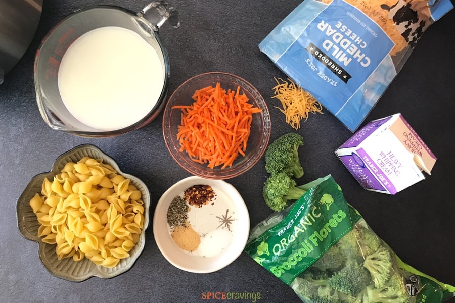 Ingredients needed to make Broccoli Cheddar Pasta