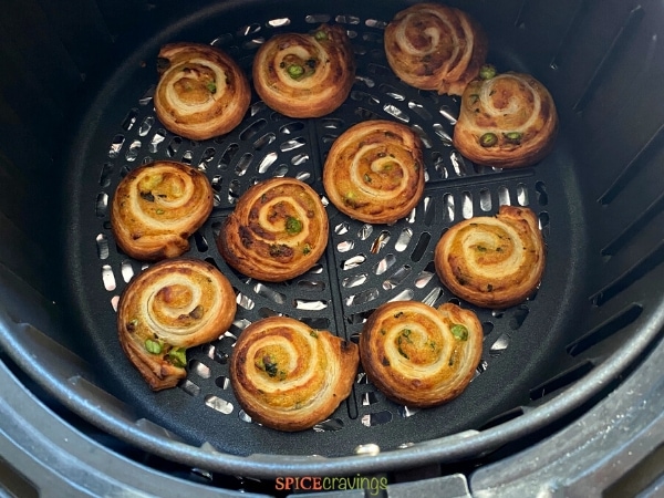 baked samosa pinwheels in airfryer