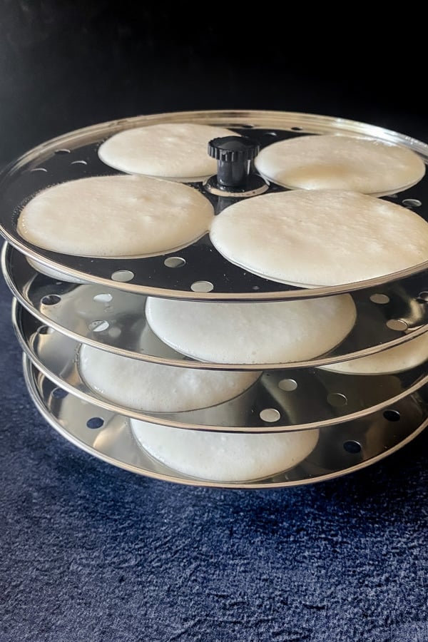 idli batter in mold stand
