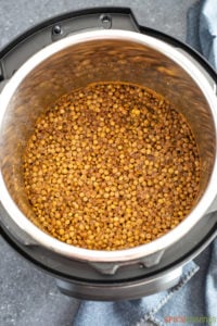 Cooked green lentils in the instant pot